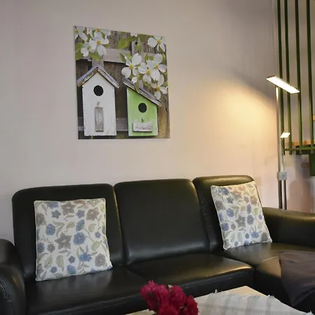 Holiday home Tasteful In With Terrace Neubukow